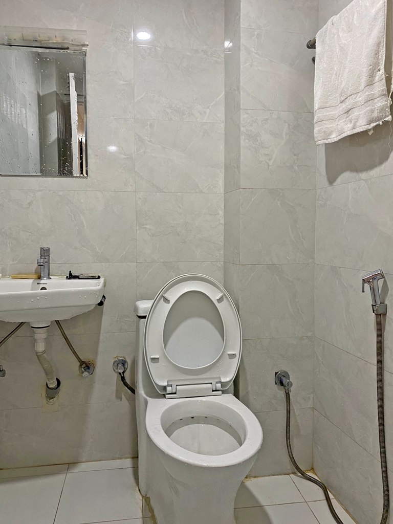 s28